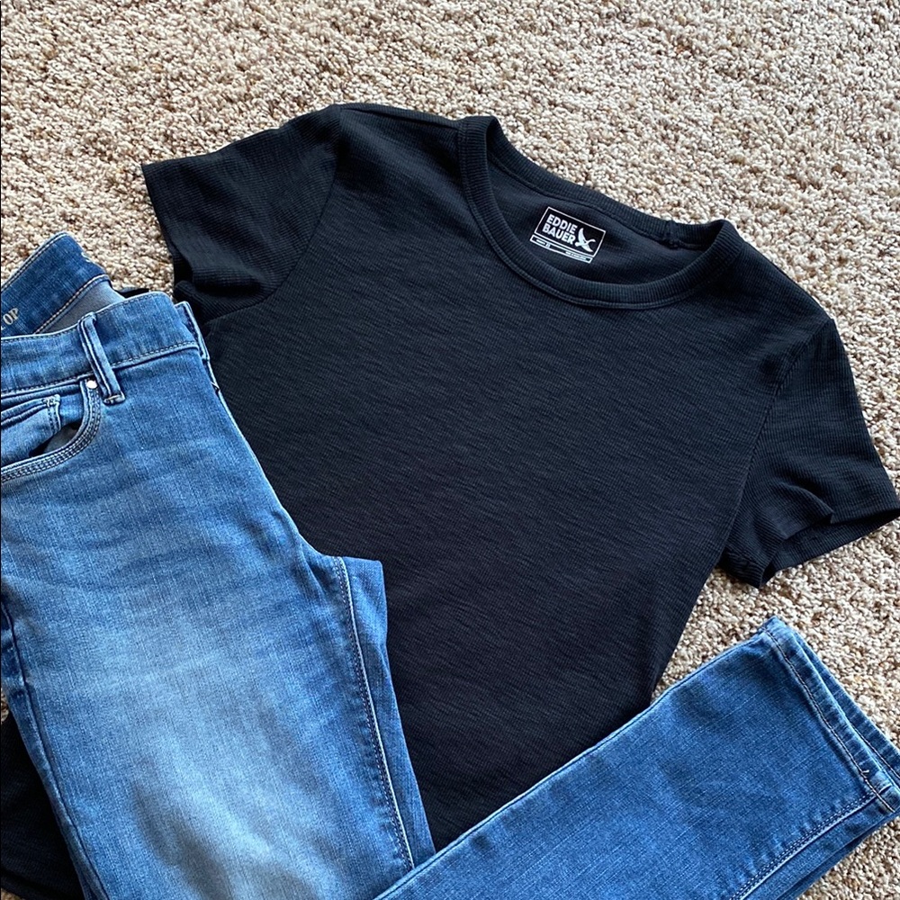 White House Black Market Slim Jean (Everyday Soft Denim)
